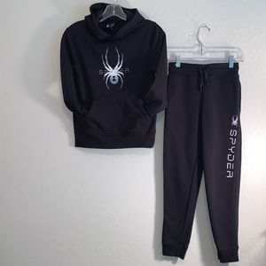 SPYDER BRAND NEW SIZE SMALL (7/8) TWO PIECE JOGGER SET